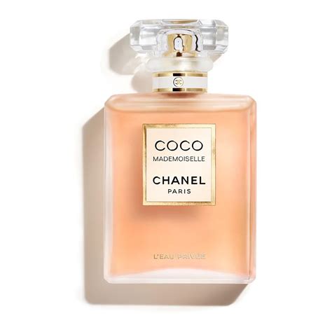 la nuit de chanel|chanel l'eau privée.